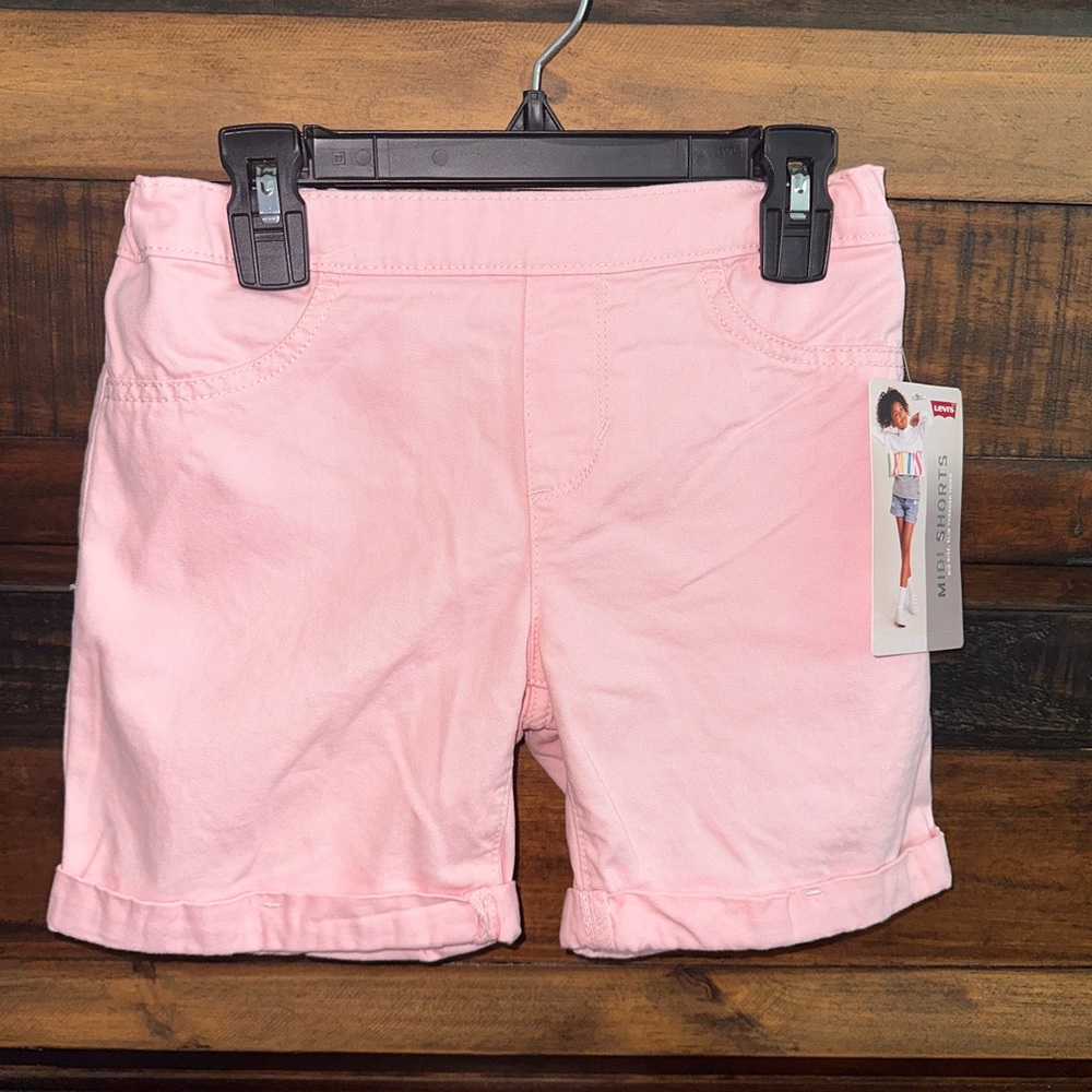 NWT Levi’s Girls Pull On Girlfriend Midi Shorts-Pink